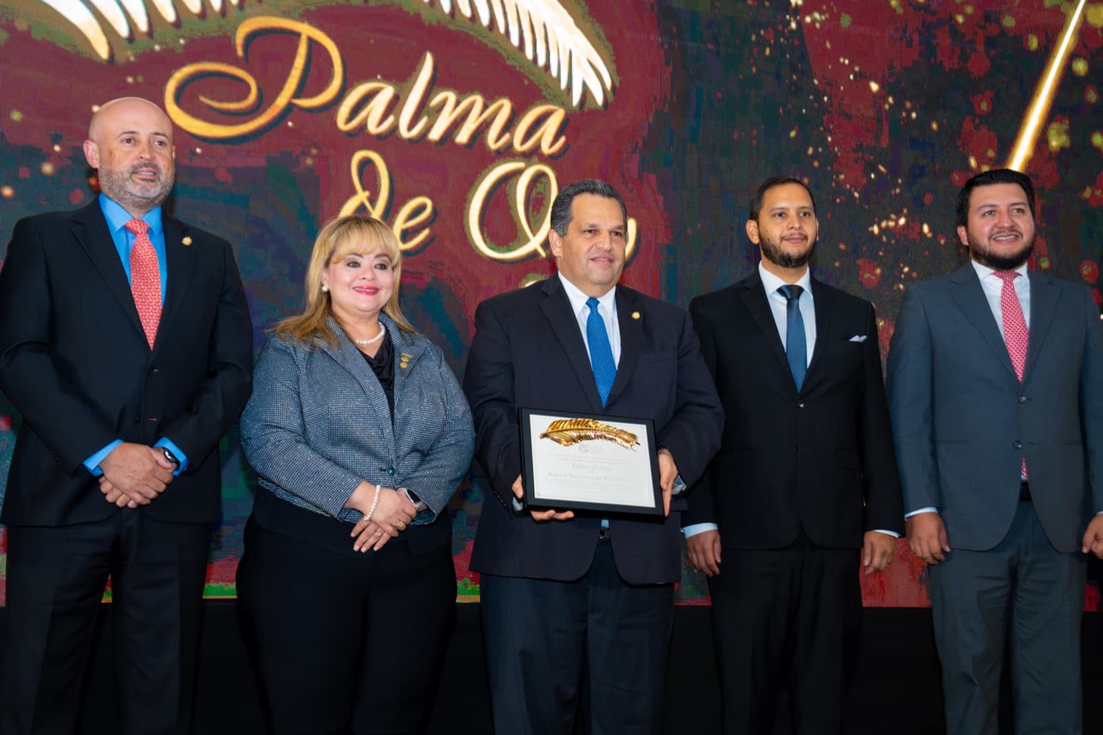 Shift El Salvador comunicó la Palma de Oro 2026 de Davivienda